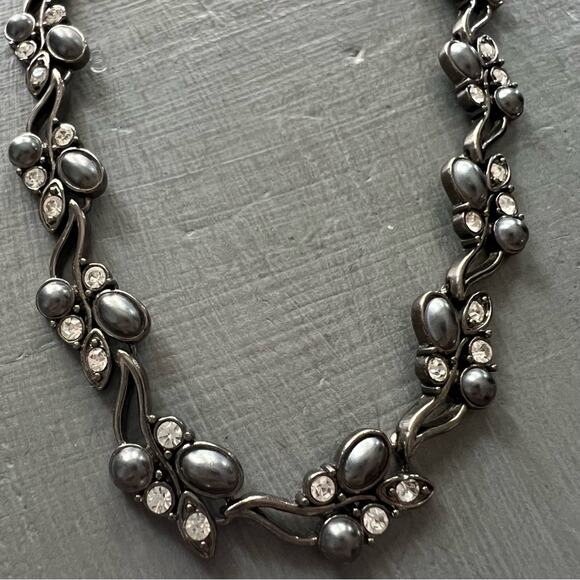 Gunmetal Vine Necklace - Picture 2 of 9